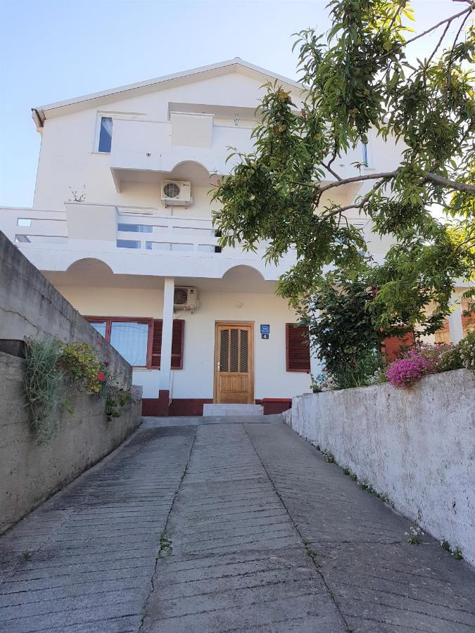 Comfort Apartment On The Beach Kali Exterior photo